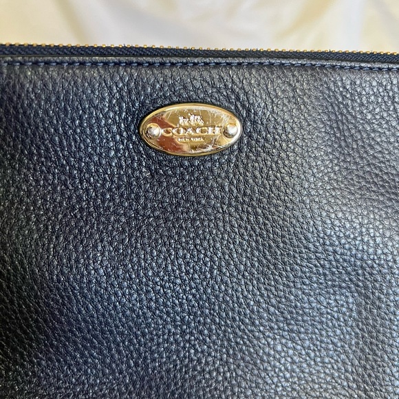 Coach Navy Blue shoulder/cross body purse - Picture 2 of 4
